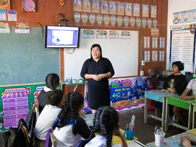 คณะศิลปศาสตร์ มหาวิทยาลัยพะเยา ลงพื้นที่ติดตามผลการดำเนินโครงการพัฒนาคุณภาพการศึกษา และการพัฒนาท้องถิ่น โดยมีสถาบันอุดมศึกษาเป็นพี่เลี้ยง ประจำปีงบประมาณ 2568