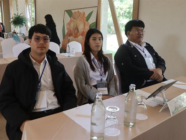 คณะรัฐศาสตร์และสังคมศาสตร์ 