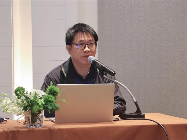 คณะรัฐศาสตร์และสังคมศาสตร์ 