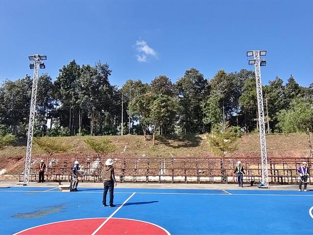 กองกิจการนิสิต ลงพื้นที่ซ่อมบำรุงระบบไฟฟ้าแสงสว่างสนามกีฬา และอุปกรณ์กีฬาเตรียมพร้อมรับการแข่งขันกีฬาบุคลากรและมหกรรมกีฬาฟ้ามุ่ยเกมส์