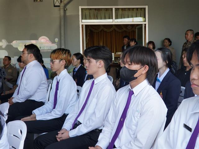 มหาวิทยาลัยพะเยา ต้อนรับผู้ว่าราชการจังหวัดพะเยา เยี่ยมติดตามผลการศึกษาและมอบถุงพระราชทานนักเรียนทุนพระราชทานเพื่อการศึกษาสงเคราะห์