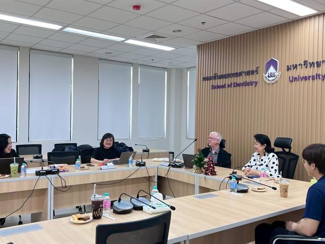 คณะทันตแพทยศาสตร์ได้จัดโครงการบรรยายพิเศษในหัวข้อ “Research Consultancy” โดย Prof. Dr. Timothy E. O