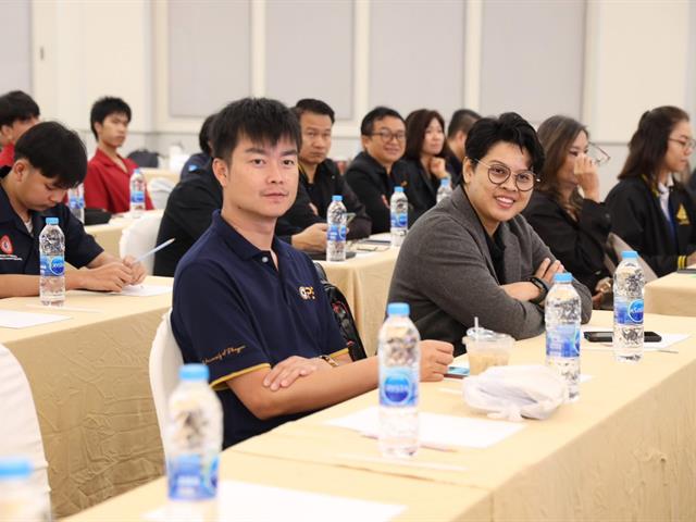 คณะบริหารธุรกิจและนิเทศศาสตร์  