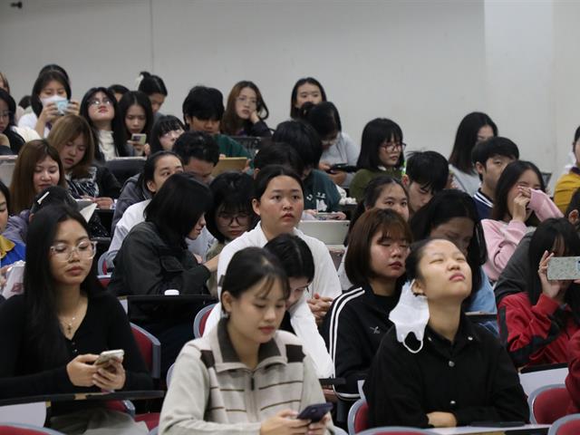 คณะบริหารธุรกิจและนิเทศศาสตร์  