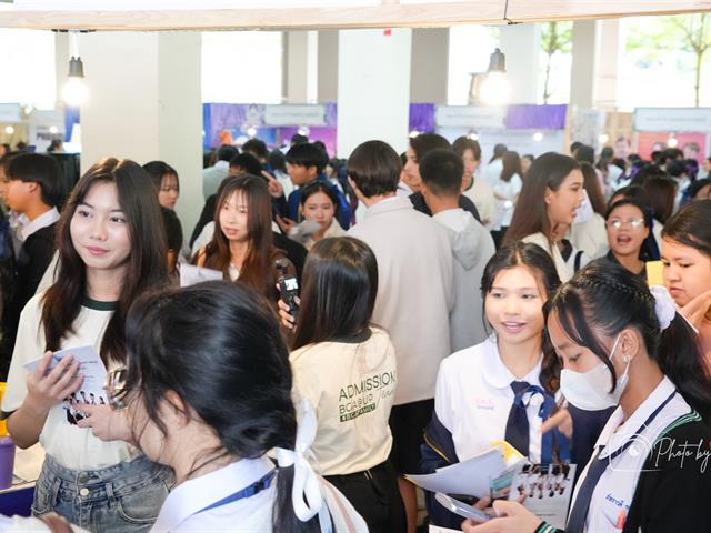 คณะบริหารธุรกิจและนิเทศศาสตร์  