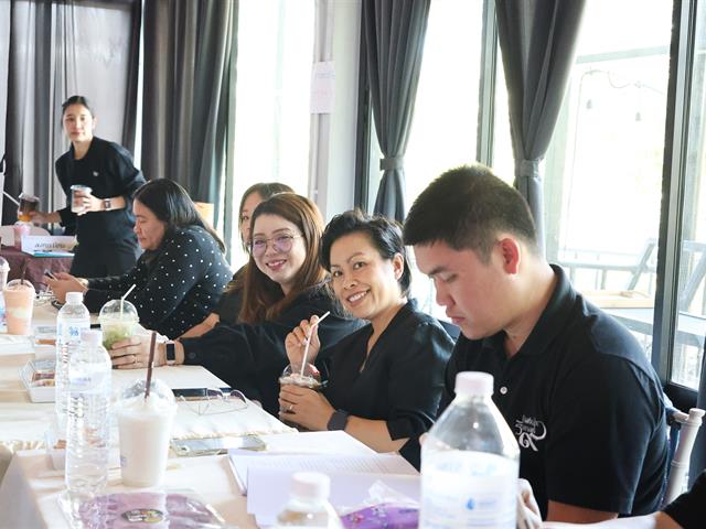 คณะรัฐศาสตร์และสังคมศาสตร์ 