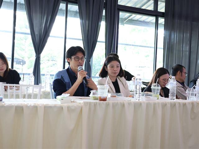 คณะรัฐศาสตร์และสังคมศาสตร์ 