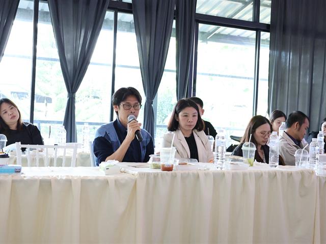 คณะรัฐศาสตร์และสังคมศาสตร์ 