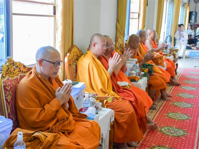 วิทยาลัยการศึกษา ร่วมสืบสานประเพณีห่มผ้าพระนอน วัดดงพระเจ้า อนุรักษ์วัฒนธรรมล้านนา