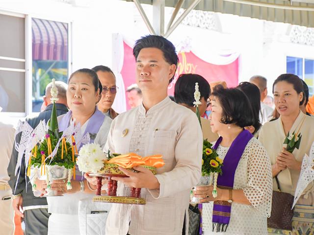 วิทยาลัยการศึกษา ร่วมสืบสานประเพณีห่มผ้าพระนอน วัดดงพระเจ้า อนุรักษ์วัฒนธรรมล้านนา