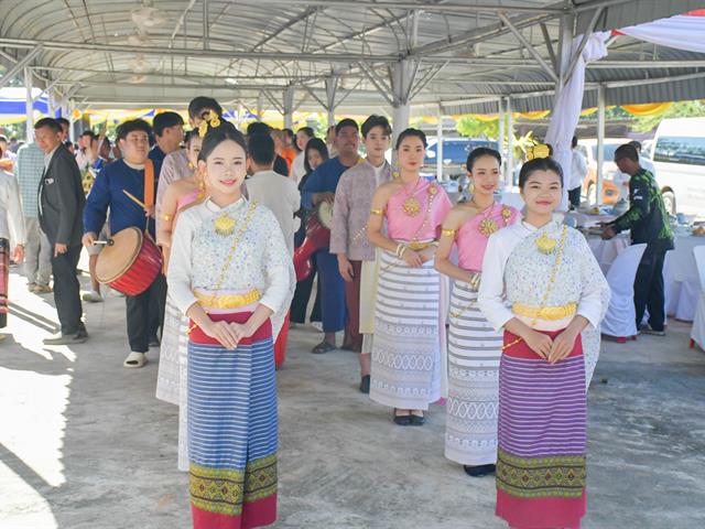 วิทยาลัยการศึกษา ร่วมสืบสานประเพณีห่มผ้าพระนอน วัดดงพระเจ้า อนุรักษ์วัฒนธรรมล้านนา