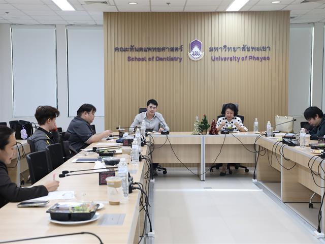 คณะทันตแพทยศาสตร์ มหาวิทยาลัยพะเยา ได้รับเกียรติจาก ผู้ช่วยศาสตราจารย์ ทันตแพทย์ ดร.สุพลเทพ ตีระกนก อาจารย์ประจำภาควิชาปริทันตวิทยา คณะทันตแพทยศาสตร์ มหาวิทยาลัยสงขลานครินทร์ มาเป็นวิทยากรบรรยายพิเศษ หัวข้อ”ปริทันตวิทยา”