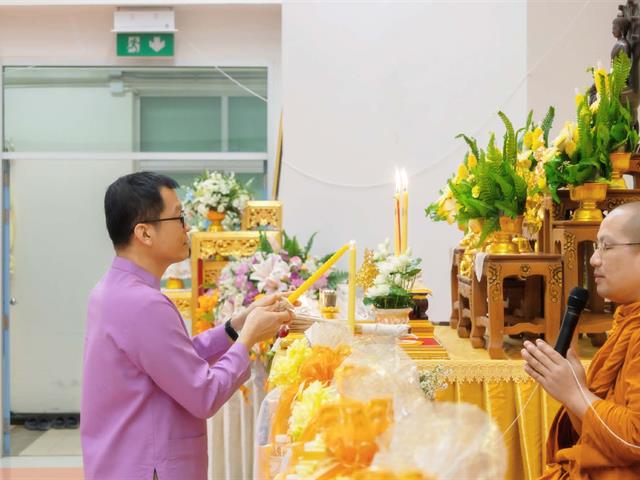 คณะศิลปศาสตร์จัดโครงการทำบุญคณะศิลปศาสตร์ และ การบรรยายธรรม  "ธรรมะนำใจ: สร้างจริยธรรมในการทำงาน" เนื่องในวันขึ้นปีใหม่ ๒๕๖๙