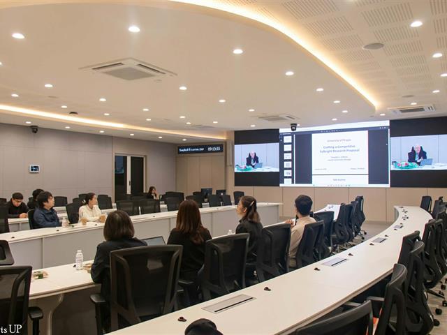 คณะศิลปศาสตร์เข้าร่วมโครงการเสริมศักยภาพนักวิจัยสู่เวทีนานาชาติ จัดโดยงานวิเทศสัมพันธ์ กองบริการการศึกษา