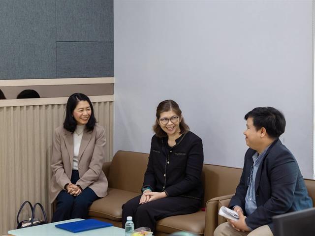 สาขาวิชาภาษาฝรั่งเศสจัดโครงการภาษาฝรั่งเศสเพือวิชาชีพ