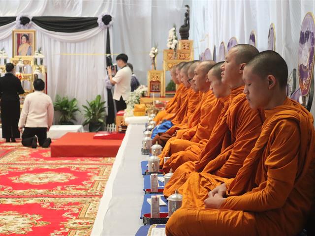 ทำบุญ 69 (5).JPG