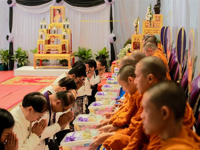 คณะทันตแพทยศาสตร์ มหาวิทยาลัยพะเยา เข้าร่วมพิธีทำบุญเนื่องในโอกาสวันขึ้นปีใหม่ พุทธศักราช 2569 และการเฉลิมฉลองครบรอบ 16 ปี แห่งการสถาปนามหาวิทยาลัยพะเยา