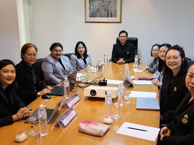 วิทยาลัยการจัดการ จัดการอภิปรายเพื่อการพัฒนาระบบการให้คำปรึกษาและแลกเปลี่ยนเรียนรู้ทางวิชาการของอาจารย์ผู้รับผิดชอบหลักสูตร