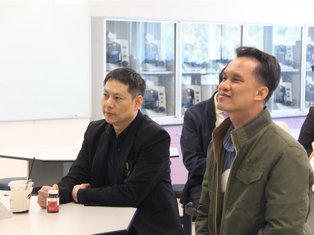 โรงเรียนสาธฺตมหาวิทยาลัยพะเยา