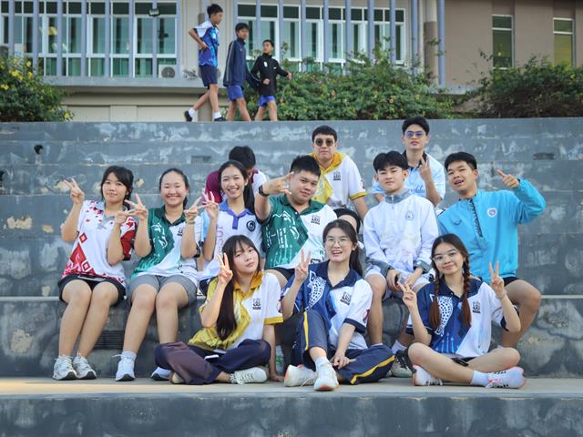 โรงเรียนสาธฺตมหาวิทยาลัยพะเยา