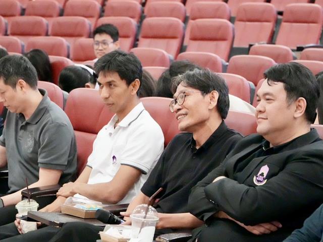 โรงเรียนสาธฺตมหาวิทยาลัยพะเยา