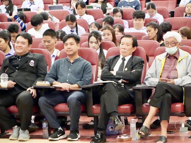 โรงเรียนสาธฺตมหาวิทยาลัยพะเยา