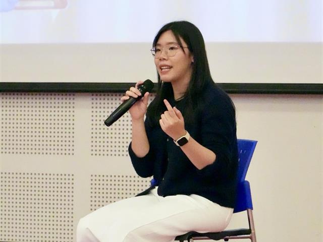 โรงเรียนสาธฺตมหาวิทยาลัยพะเยา