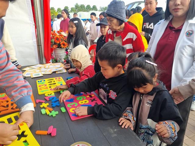 ศูนย์ปฏิบัติการจิตอาสา กองกิจการนิสิต ร่วมจัดกิจกรรมวันเด็กแห่งชาติ ปี 2569  กับเทศบาลเมืองพะเยา ในวันเสาร์ที่ 10 มกราคม 2569  ณ ลานอนุสาวรีย์พ่อขุนงำเมือง จังหวัดพะเยา 