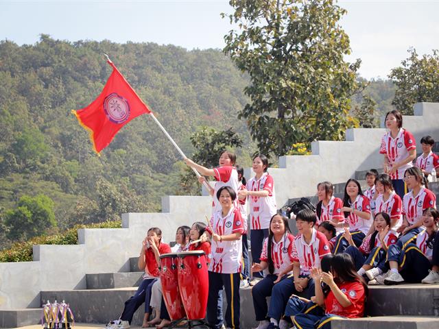 โรงเรียนสาธฺตมหาวิทยาลัยพะเยา