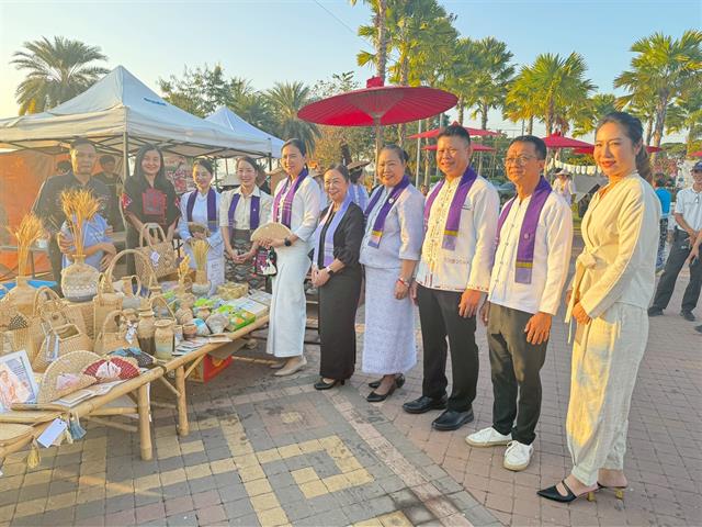 ม.พะเยา จัดพิธีเจริญพระพุทธมนต์–กวนข้าวทิพย์ สืบสานศรัทธาพุทธ ก่อนตานข้าวใหม่ใส่บาตรหลวง 2569