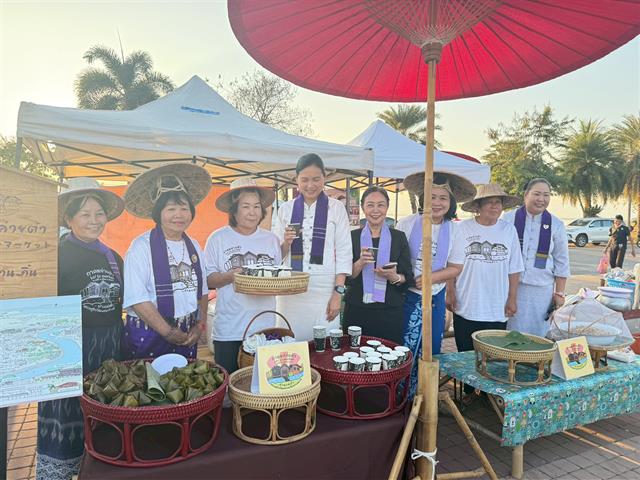 ม.พะเยา จัดพิธีเจริญพระพุทธมนต์–กวนข้าวทิพย์ สืบสานศรัทธาพุทธ ก่อนตานข้าวใหม่ใส่บาตรหลวง 2569