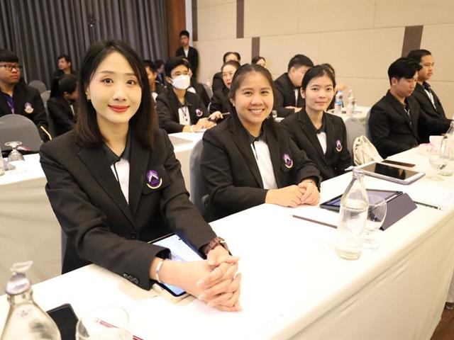 นิสิตวิทยาเขตเชียงราย จัดงานสัมมนาการบริหารการศึกษา 