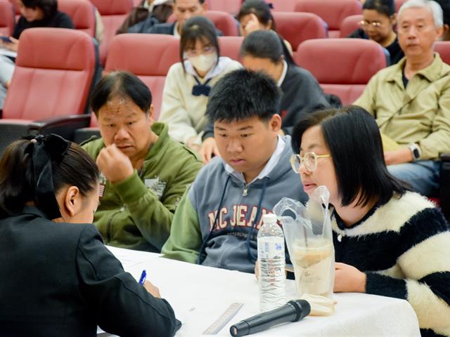 โรงเรียนสาธฺตมหาวิทยาลัยพะเยา