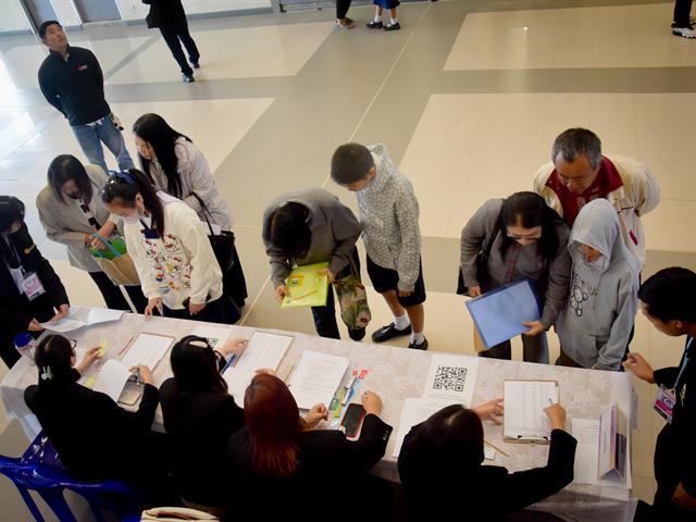 โรงเรียนสาธฺตมหาวิทยาลัยพะเยา