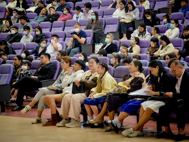 โรงเรียนสาธฺตมหาวิทยาลัยพะเยา