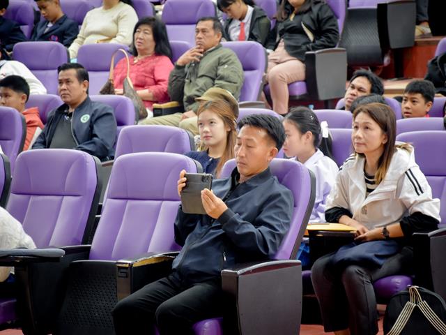 โรงเรียนสาธฺตมหาวิทยาลัยพะเยา