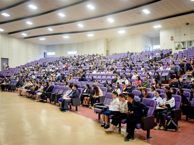 โรงเรียนสาธฺตมหาวิทยาลัยพะเยา