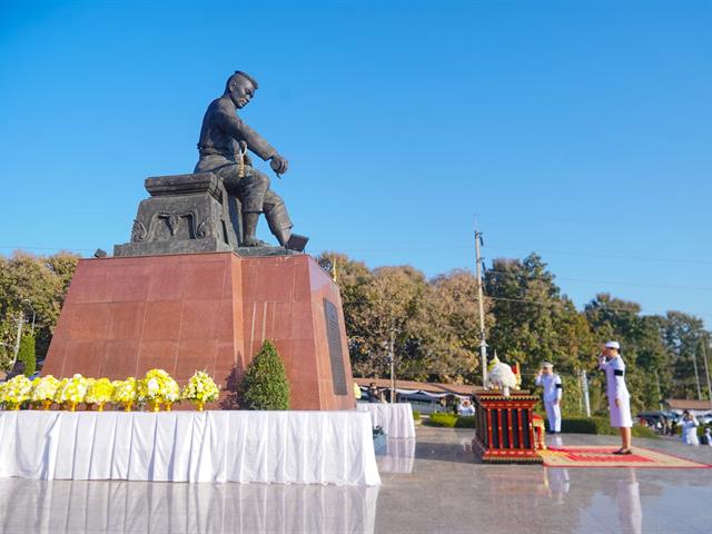 กองกิจการนิสิต เข้าร่วมพิธีเนื่องในวันยุทธหัตถีสมเด็จพระนเรศวรมหาราช