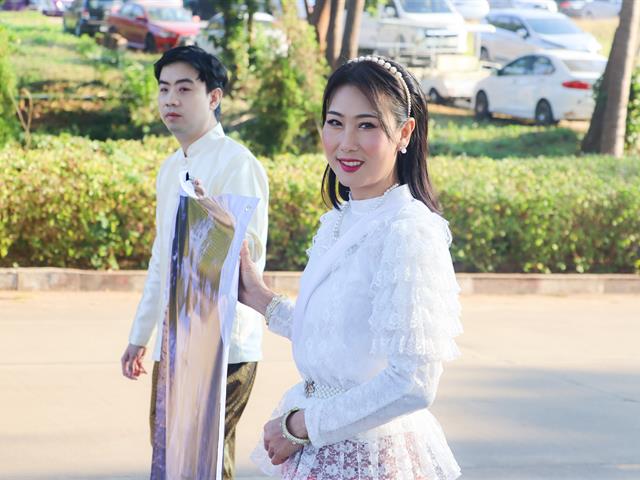 คณะรัฐศาสตร์และสังคมศาสตร์ 