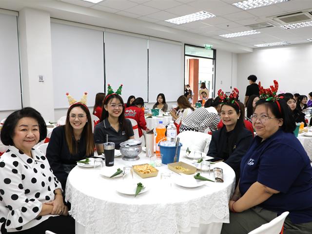 คณะทันตแพทยศาสตร์ มหาวิทยาลัยพะเยา จัดกิจกรรมสานสัมพันธ์รับปีใหม่ 2569 เสริมสร้างพลังความสามัคคีบุคลากรและนิสิต