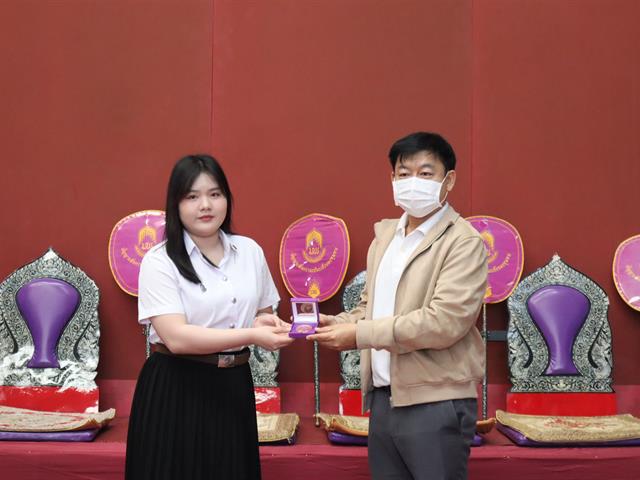 คณะวิศวกรรมศาสตร์ จัดพิธีมอบเหรียญเรียนดีและเกียรติบัตร แก่นิสิตผู้มีผลการเรียนเป็นเลิศ ประจำปีการศึกษา 2567