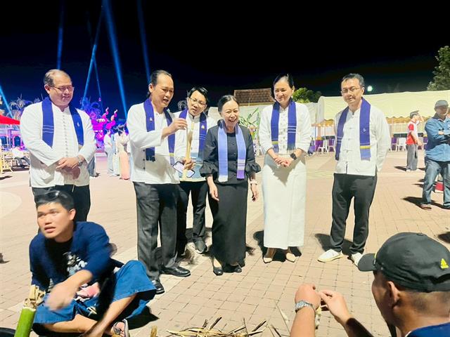 คณะรัฐศาสตร์และสังคมศาสตร์ 