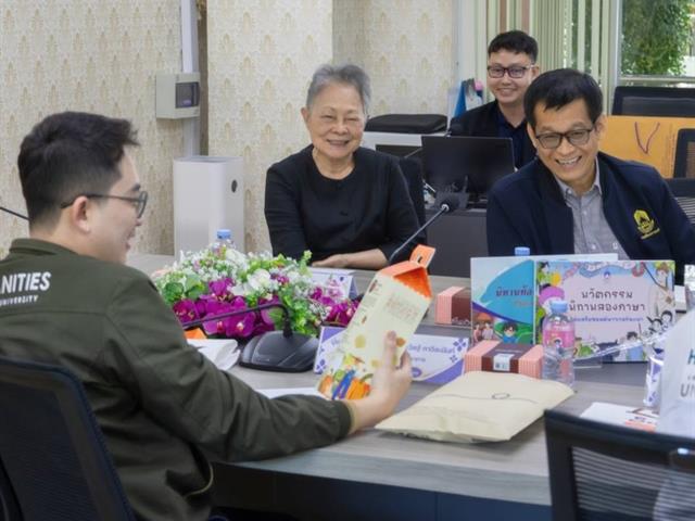 คณะศิลปศาสตร์ให้การต้อนรับคณะศึกษาดูงานด้านการบริการวิชาการ คณะมนุษยศาสตร์ มหาวิทยาลัยเกษตรศาสตร์