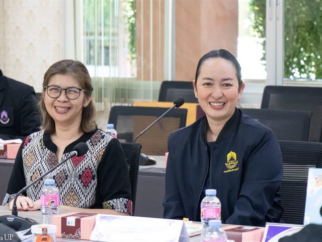 คณะศิลปศาสตร์ให้การต้อนรับคณะศึกษาดูงานด้านการบริการวิชาการ คณะมนุษยศาสตร์ มหาวิทยาลัยเกษตรศาสตร์