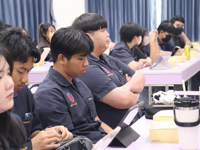 คณะวิศวกรรมศาสตร์ ม.พะเยา เปิดบ้านต้อนรับ QTC Energy  เสริมประสบการณ์เรียนรู้ด้านพลังงานไฟฟ้าแก่นิสิตวิศวกรรมไฟฟ้า