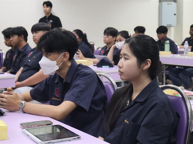 คณะวิศวกรรมศาสตร์ ม.พะเยา เปิดบ้านต้อนรับ QTC Energy  เสริมประสบการณ์เรียนรู้ด้านพลังงานไฟฟ้าแก่นิสิตวิศวกรรมไฟฟ้า