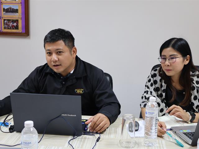 หลักสูตรปรัชญาดุษฎีบัณฑิต สาขาวิชาการบริหารการศึกษา  การนำเสนองานวิจัยของนิสิตระดับปริญญาเอก ในรายวิชาสัมมนา  2