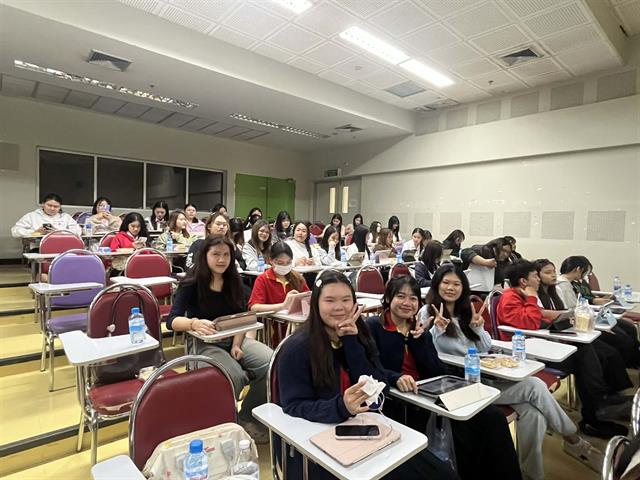 คณะศิลปศาสตร์จัดโครงการส่งเสริมการเรียนรู้ภาษาจีนผ่านสื่อเทคโนโลยีสารสนเทศจีน