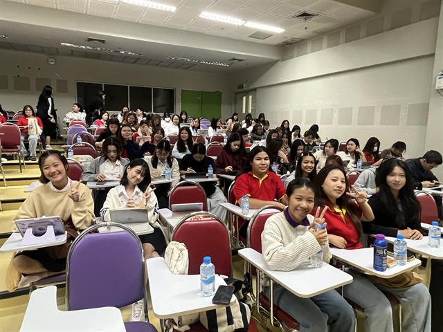 คณะศิลปศาสตร์จัดโครงการส่งเสริมการเรียนรู้ภาษาจีนผ่านสื่อเทคโนโลยีสารสนเทศจีน