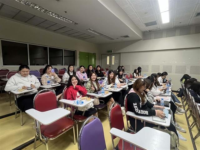 คณะศิลปศาสตร์จัดโครงการส่งเสริมการเรียนรู้ภาษาจีนผ่านสื่อเทคโนโลยีสารสนเทศจีน